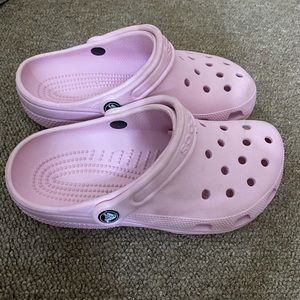 Light pink crocs